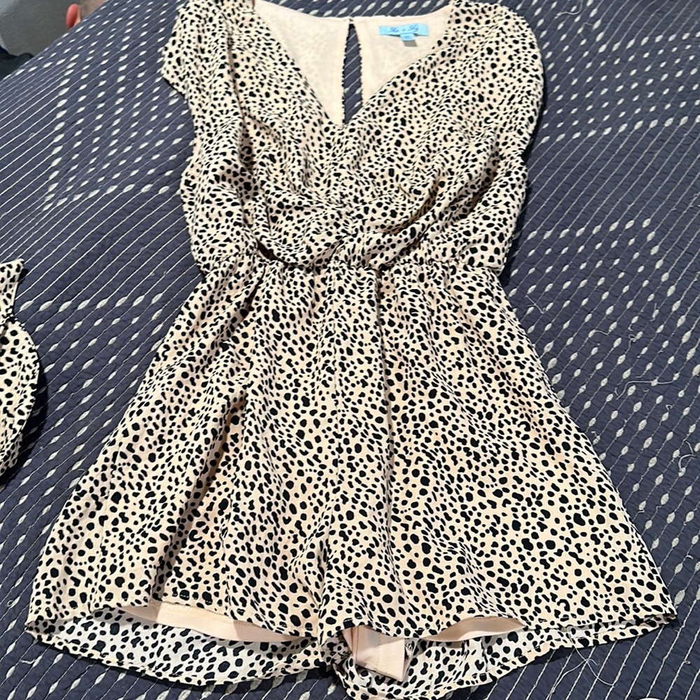 Super cute romper high quality material